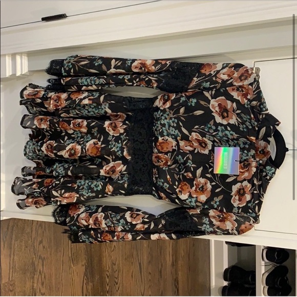 Missguided Mini dress - Picture 2 of 4